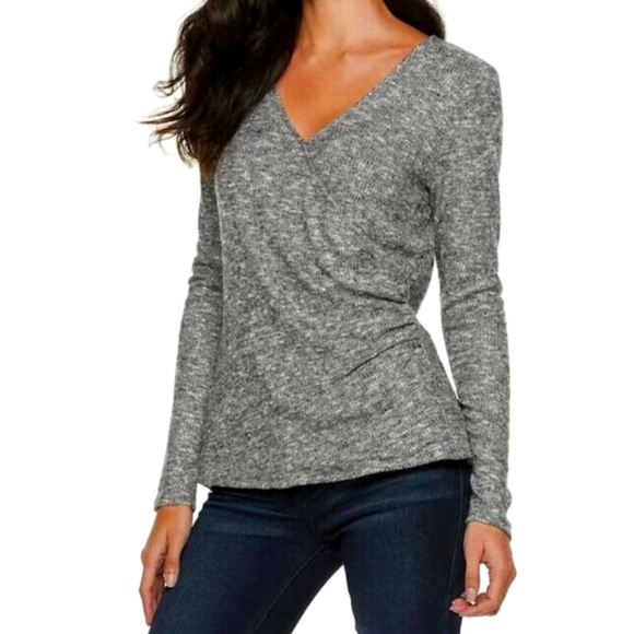 Rock & Republic Tops - 🎗3/$30 Ladies side ruched long sleeve